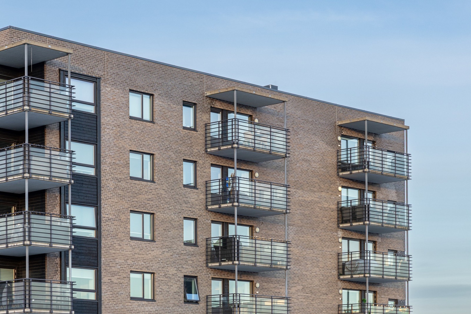 Beliggende høyt og fritt i byggets toppetasje (8. etasje). Galleribilde