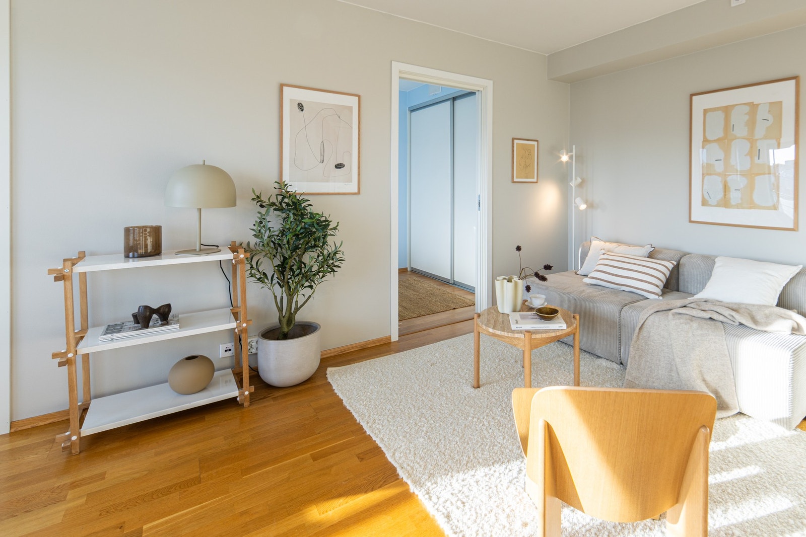 Leiligheten holder en gjennomgående god standard. Galleribilde