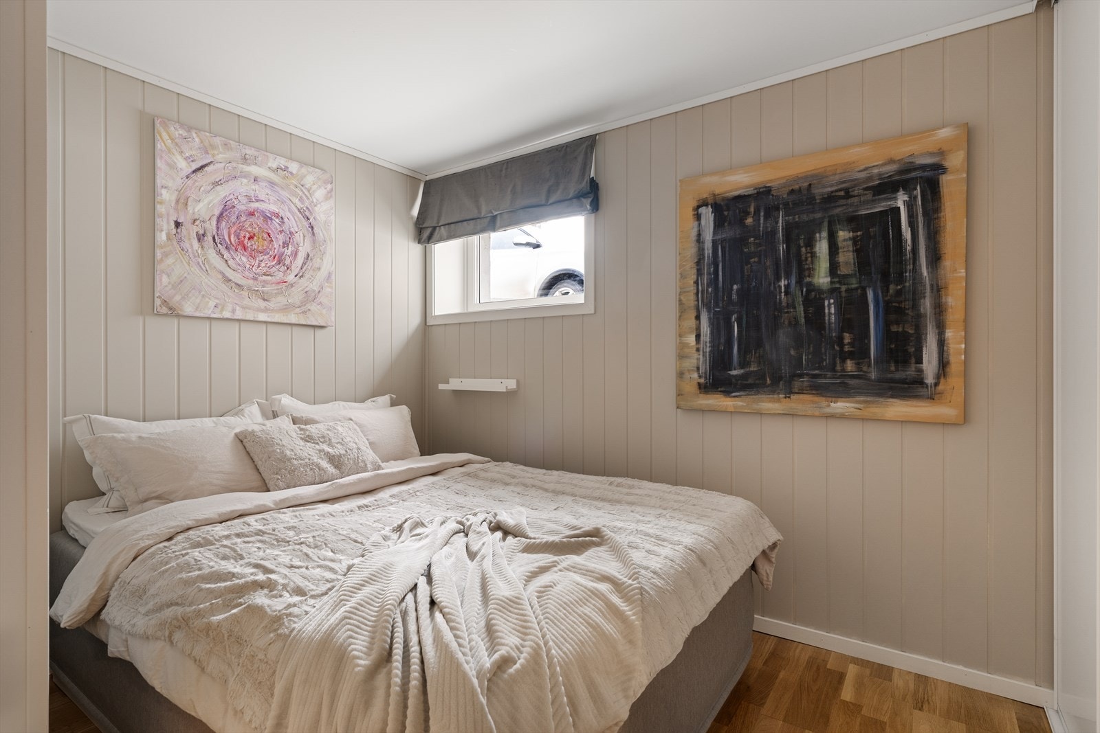 Soverom. Galleribilde