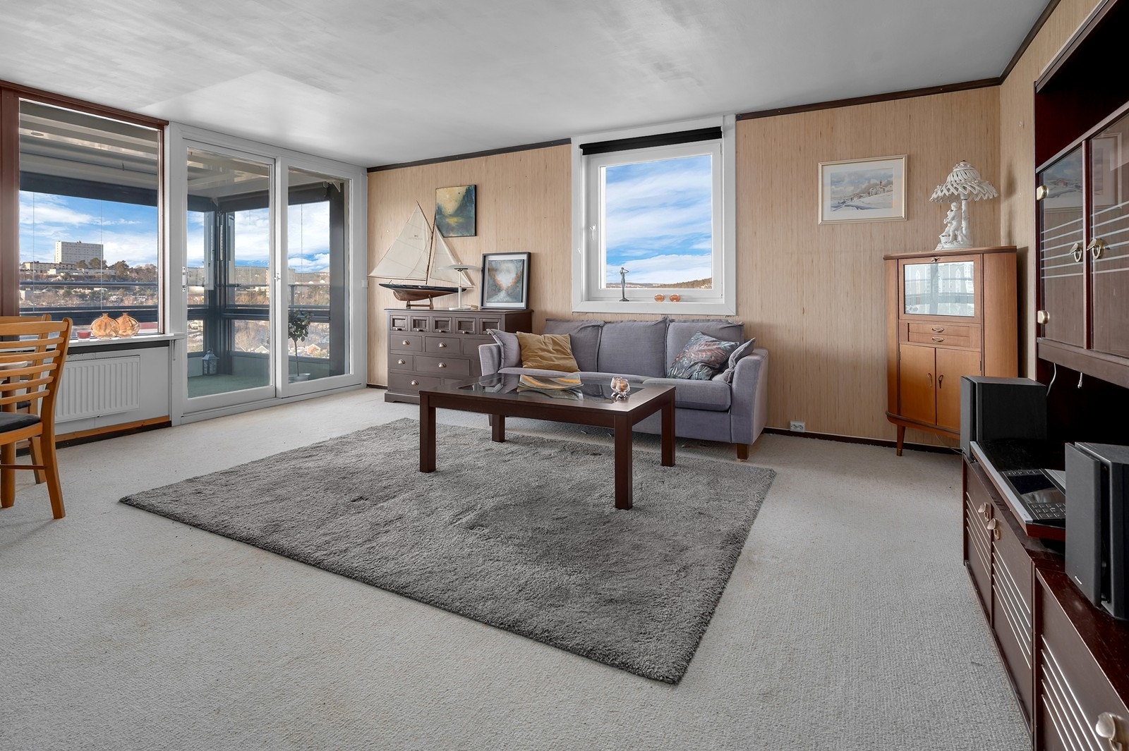 Innholdsrik endeleilighet med hele 3 soverom og romslig stue. Galleribilde