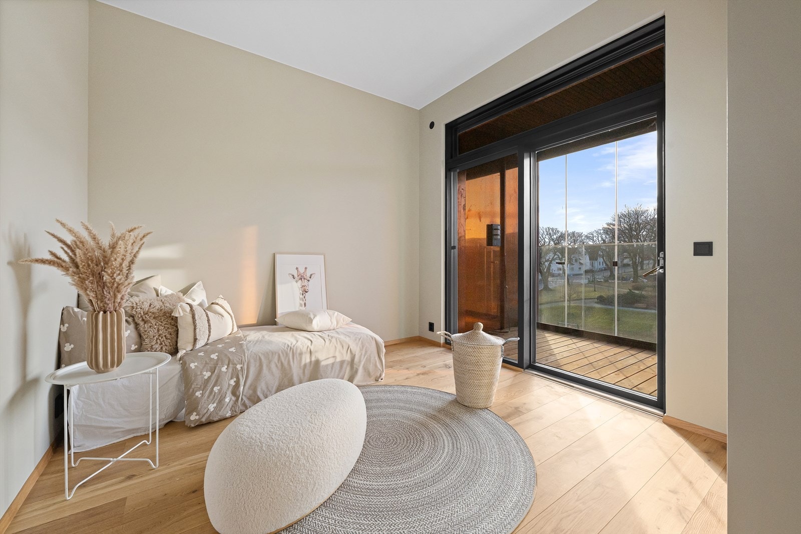 Soverom 2 med utgang til balkong Galleribilde