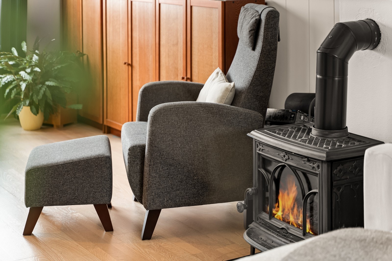 Peisovn som varmer godt på kalde vinterdager Galleribilde