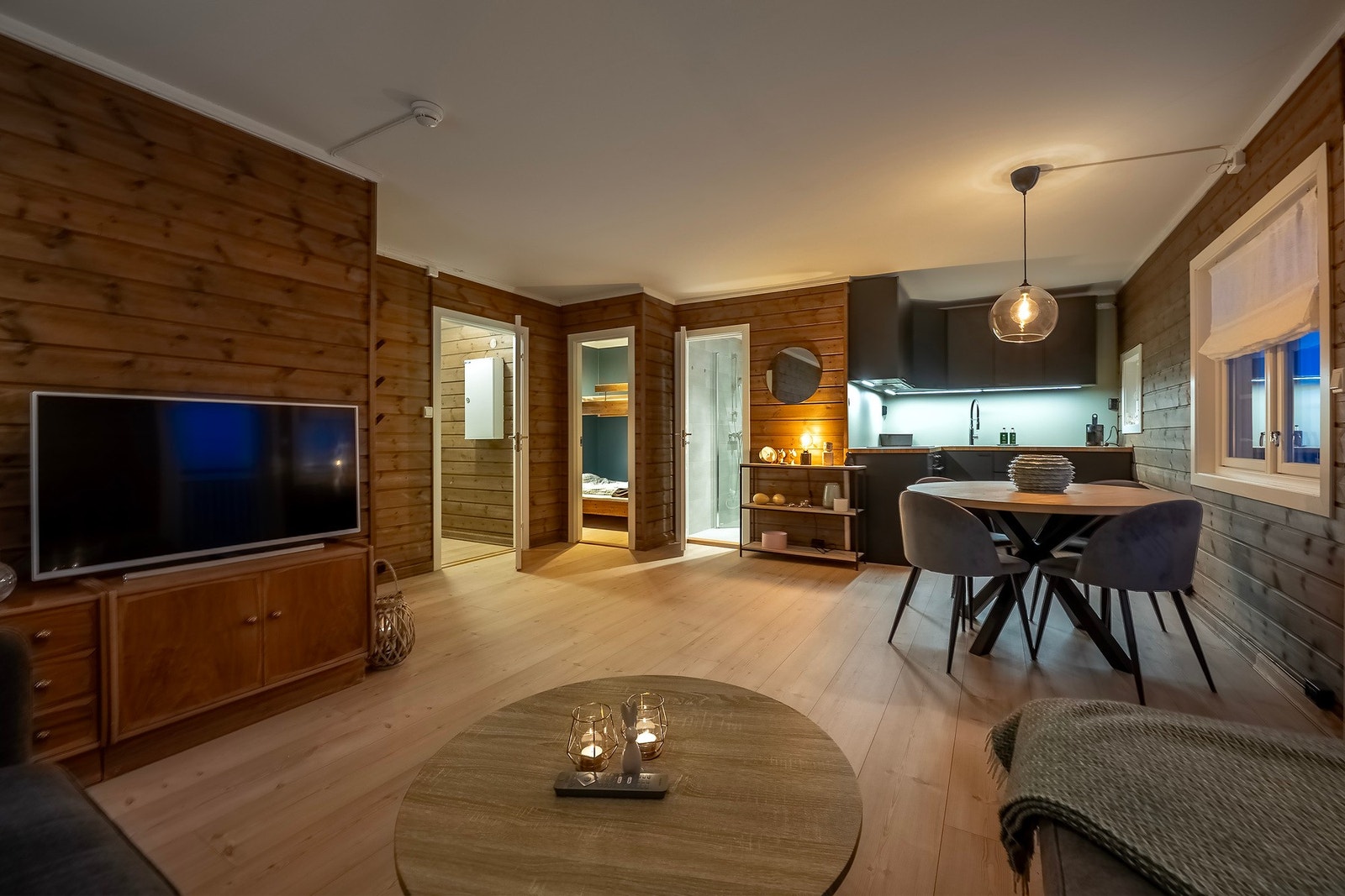 Flott fritidleilighet som ligger midt i Stølen og har Stølen skisenter som nærmeste nabo. Galleribilde