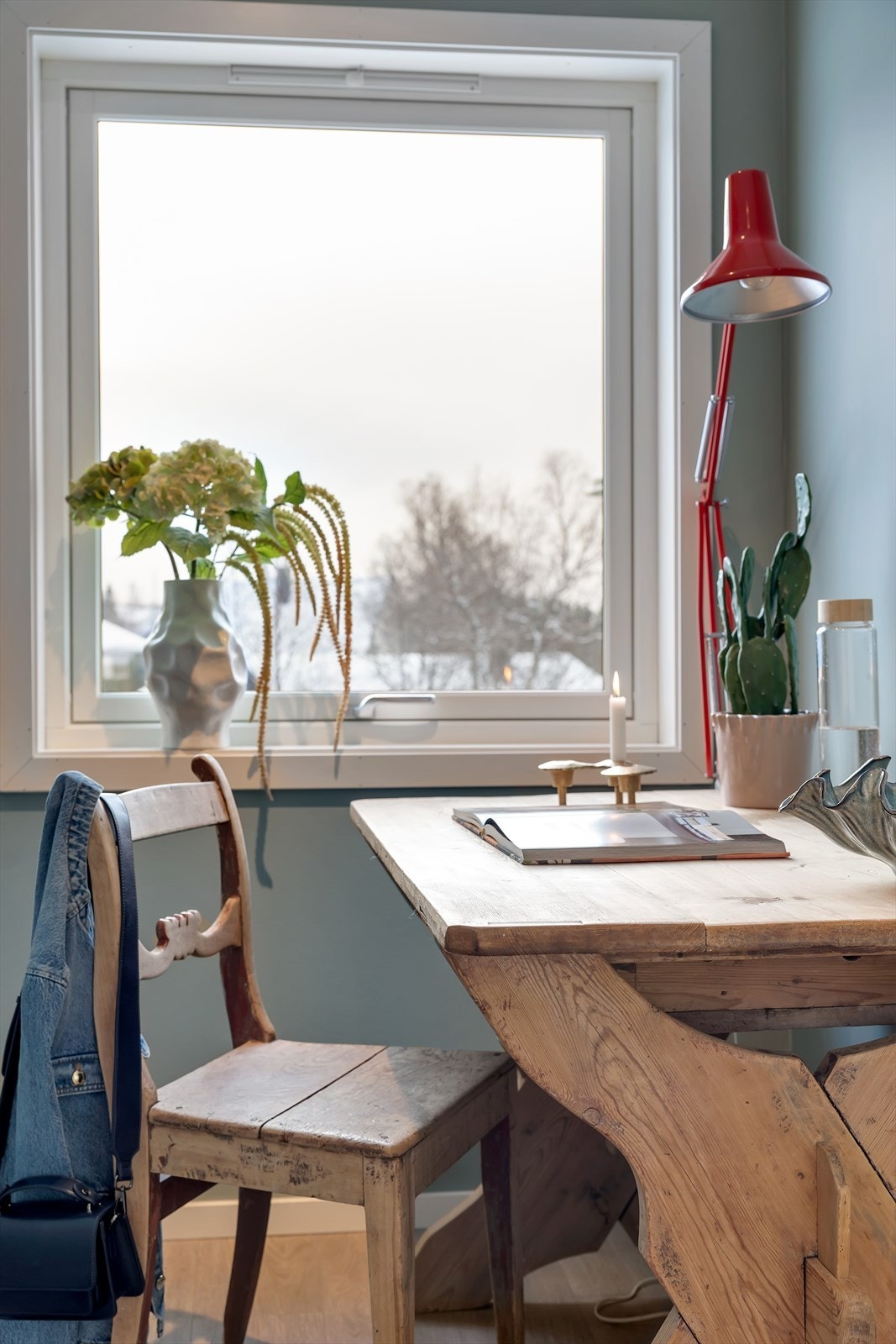 Soverom 1 brukes som kontor / hobbyrom i dag Galleribilde