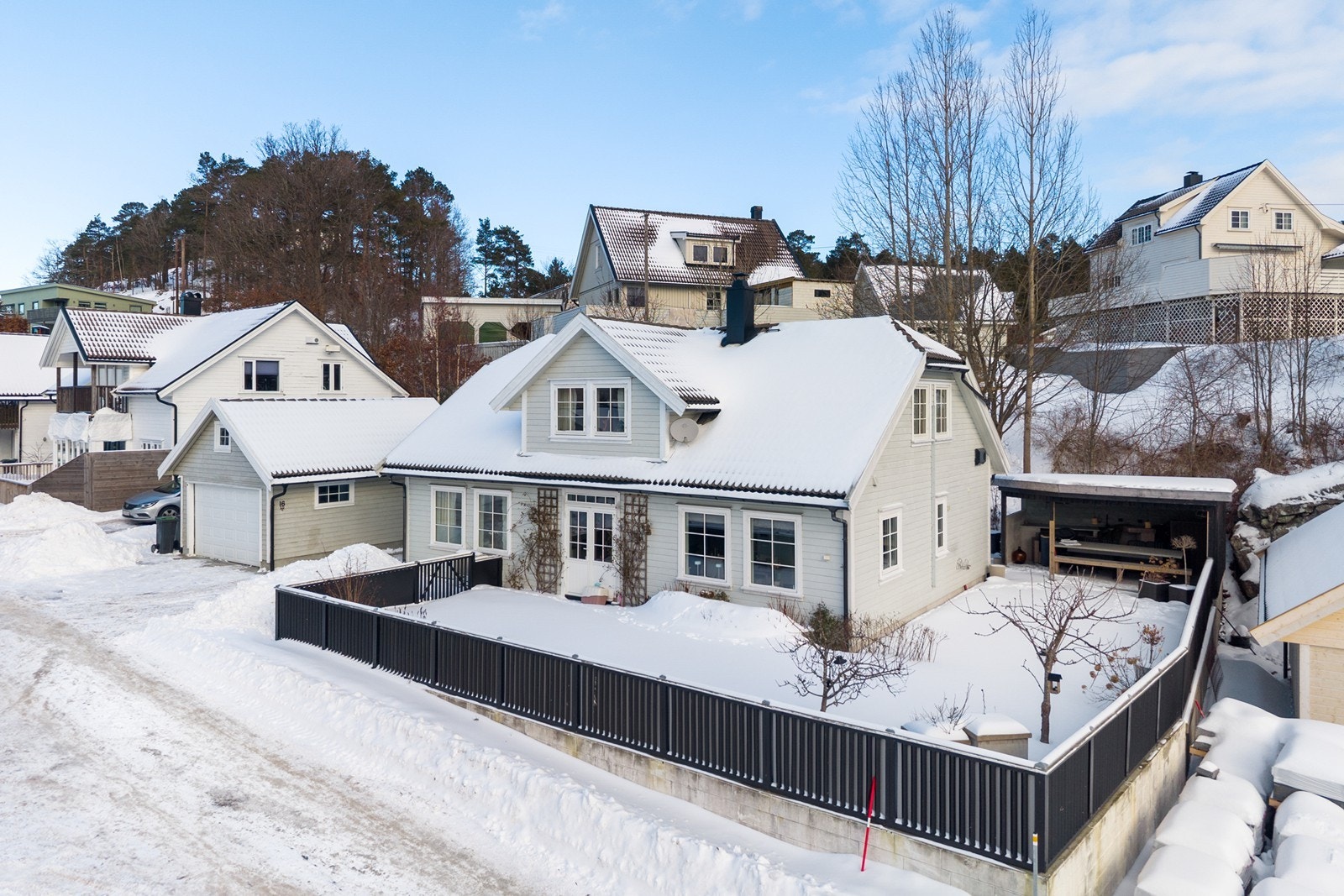 Pent opparbeidet uteområde Galleribilde