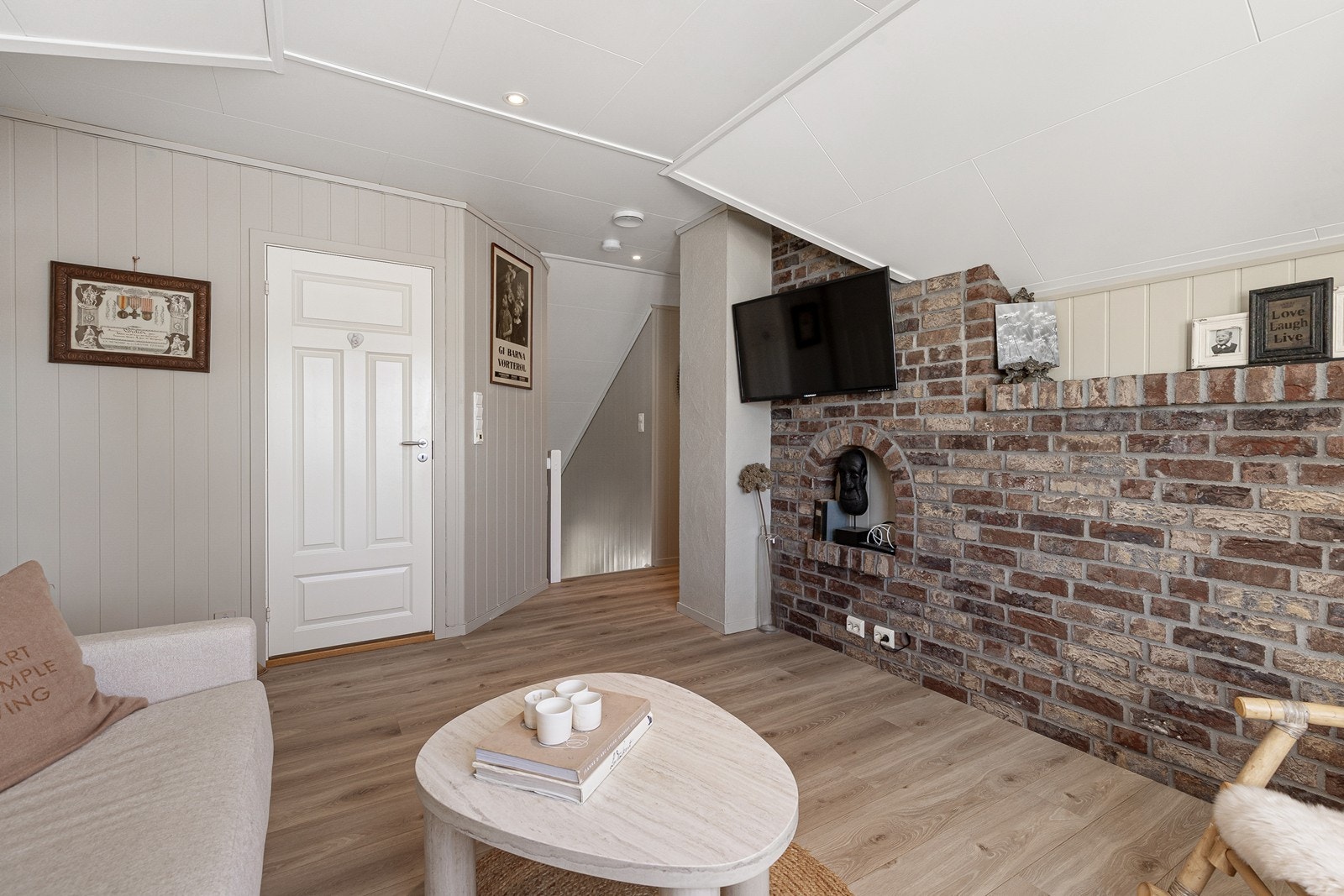 Loftsstue Galleribilde