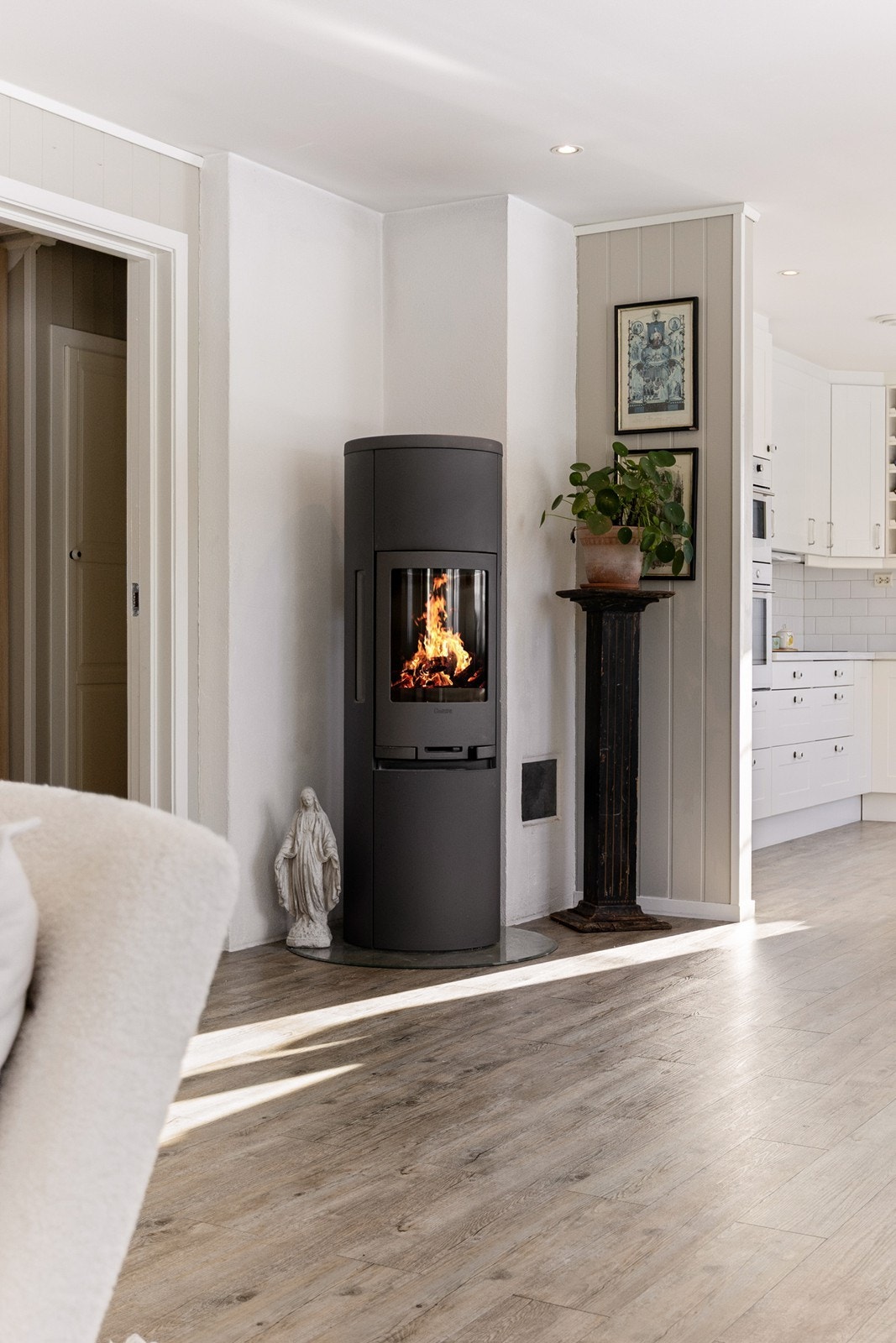 Peisovn byr på strømbesparende oppvarming Galleribilde