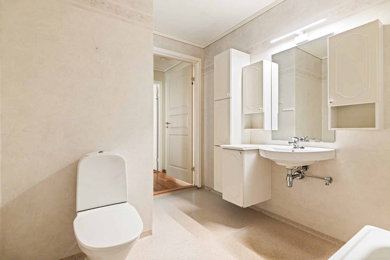 Ikke målt fukt på badet iflg. takstmannen Galleribilde