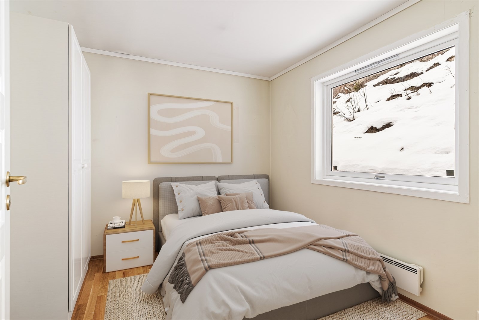 Soverom nr. 2 med garderobeskap Galleribilde