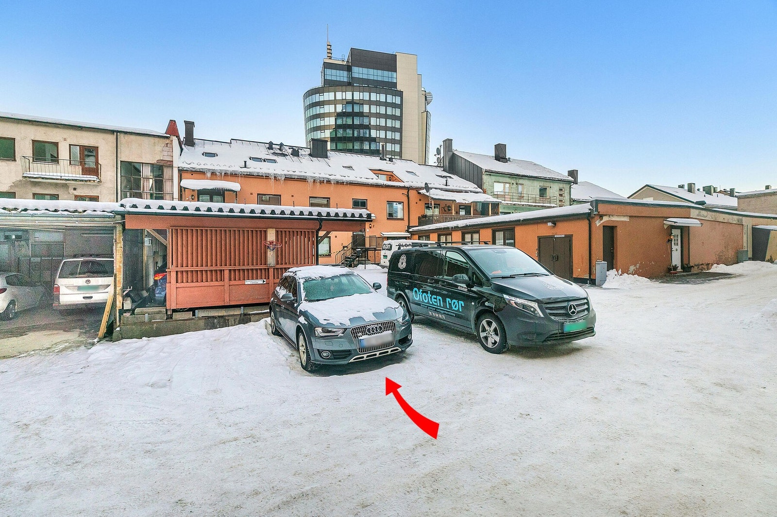 Parkeringsplass etter ansiennitet. Det er opplyst at kjøper vil få tildelt parkering Galleribilde