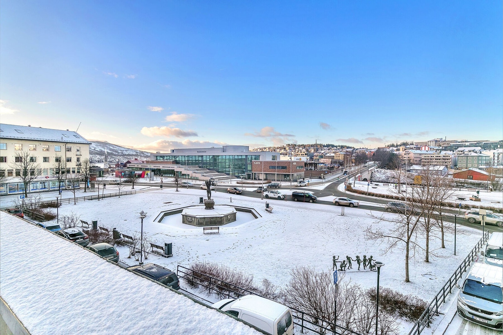 Nærmiljø Vinter Kikindas plass 2 Galleribilde