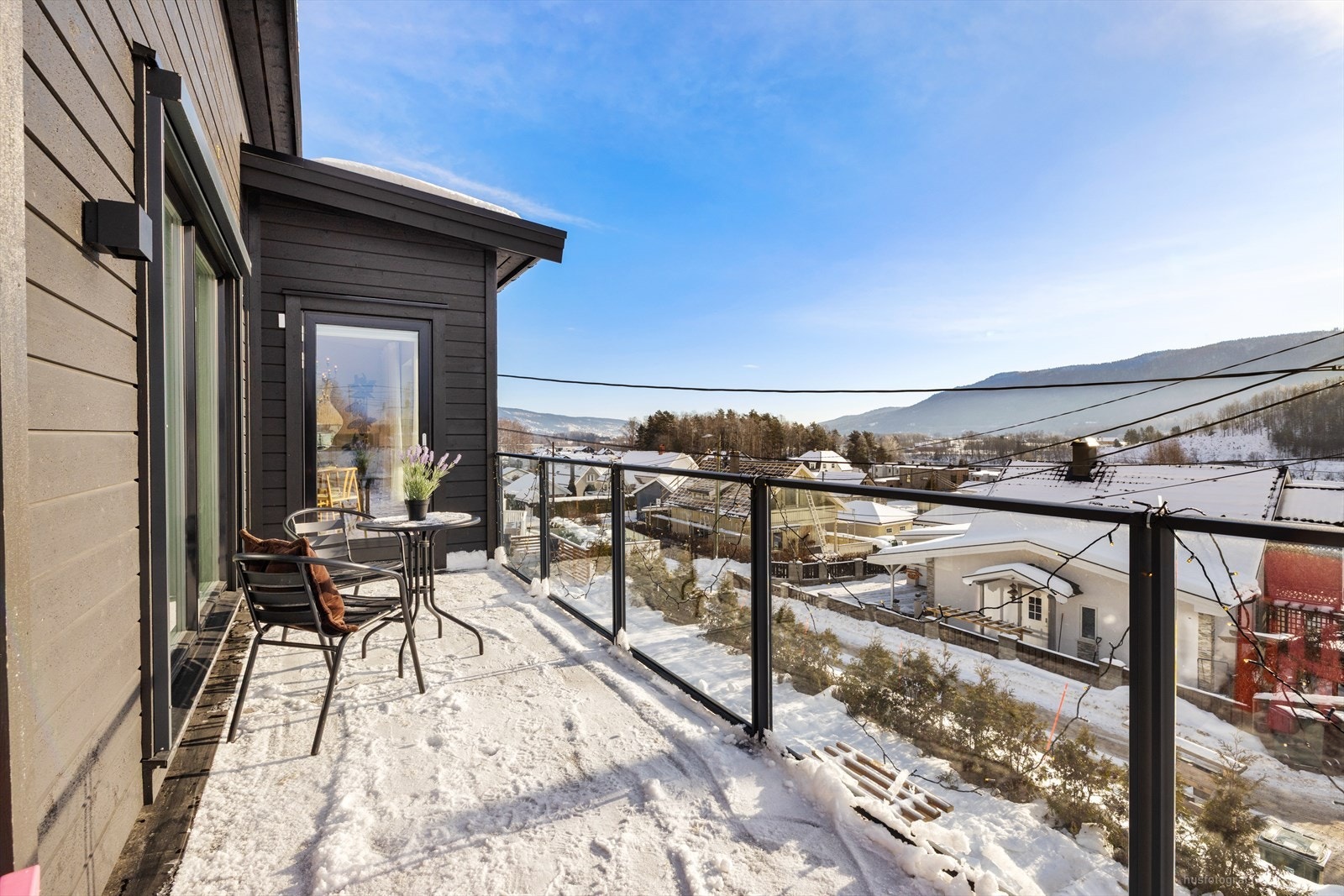 Et trivelig uteområde som kan nytes gjennom hele sesongen. Galleribilde