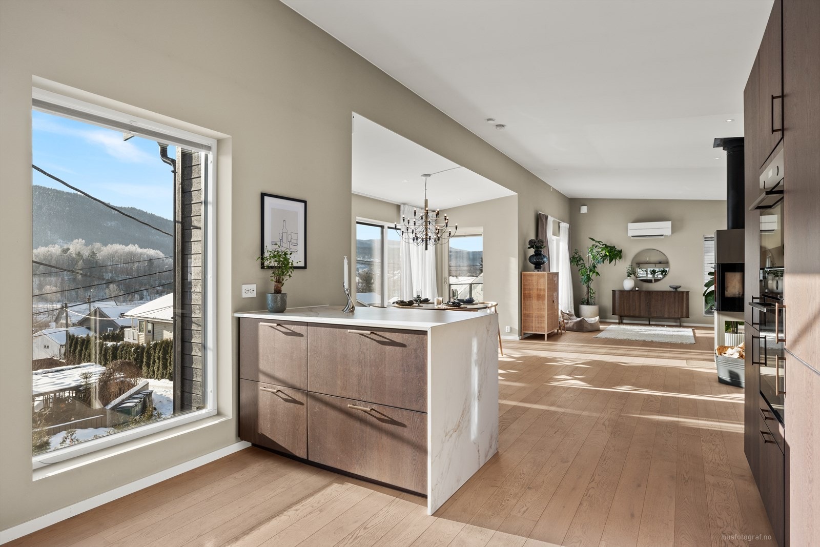 Kjøkkeninnredningen er fra Ikea. Galleribilde