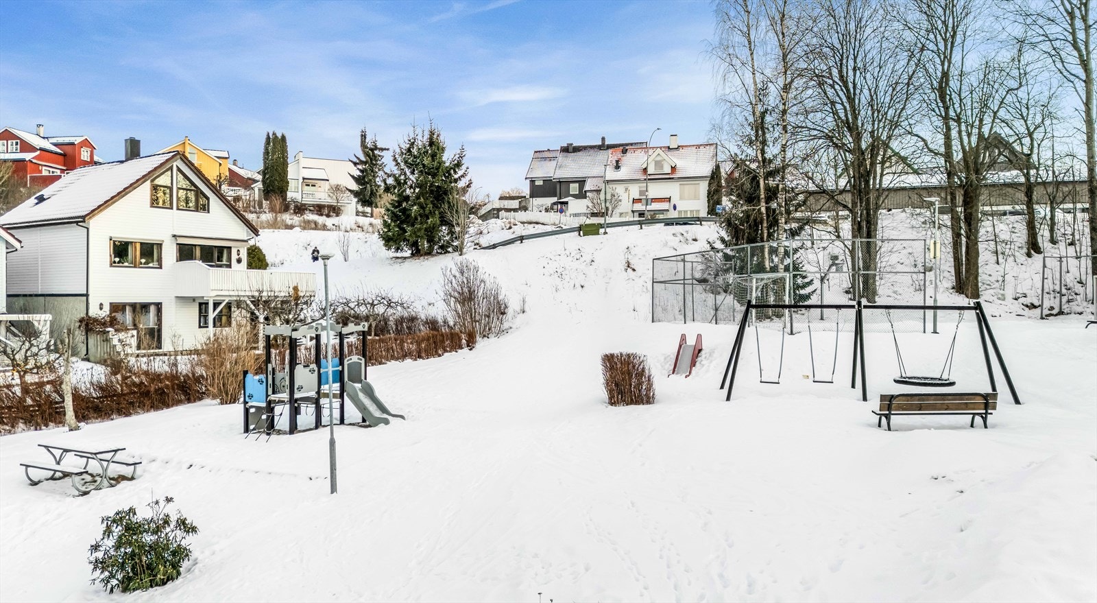 Nærområdet gir rike muligheter for aktiviteter hele året.
Foto er tatt av fotograf Håvard Daae Rognli. Galleribilde