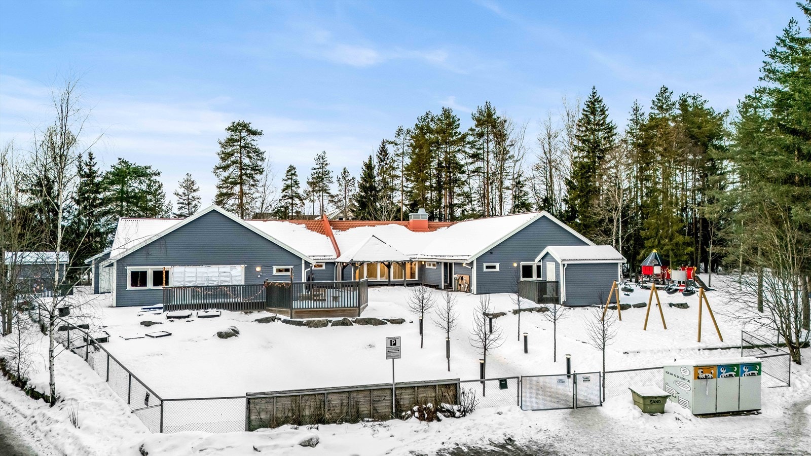 Barnehager og skoler ligger kun en kort spasertur unna. Galleribilde