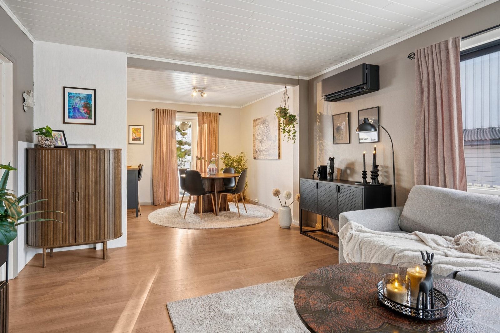 Kjøkken og stue Galleribilde