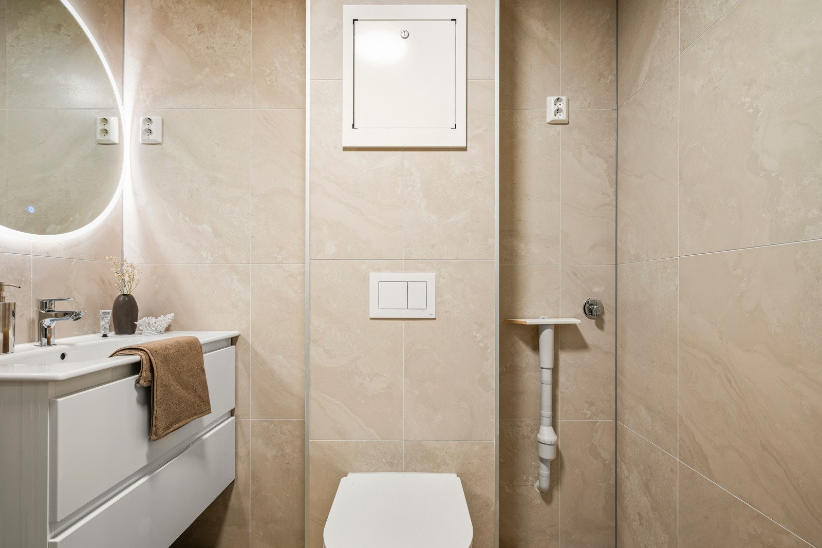 Opplegg til vaskemaskin og tørketrommel Galleribilde