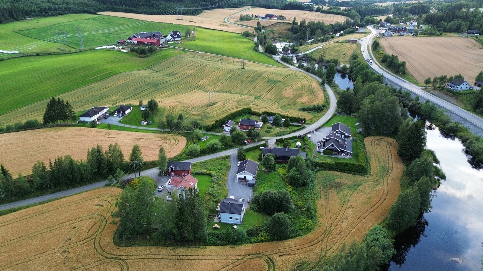 Dronefoto sommer. Galleribilde