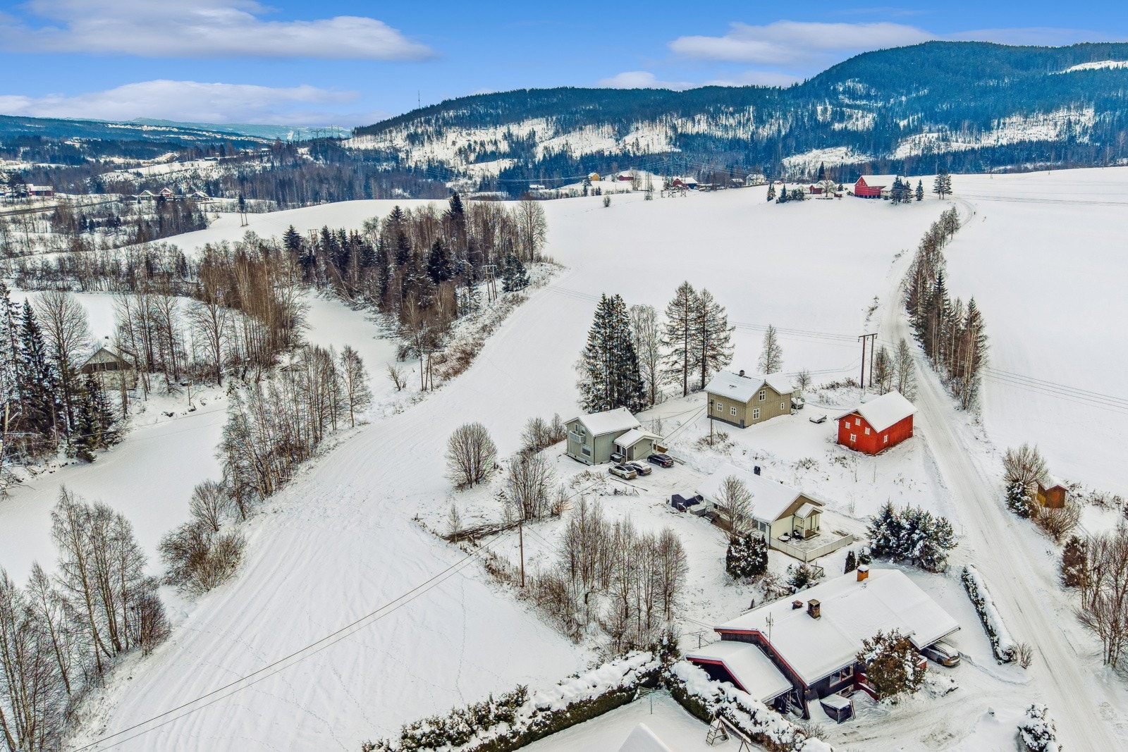 Veme ligger i et område som gir gode muligheter for et aktivt hverdags- og friluftsliv. Galleribilde