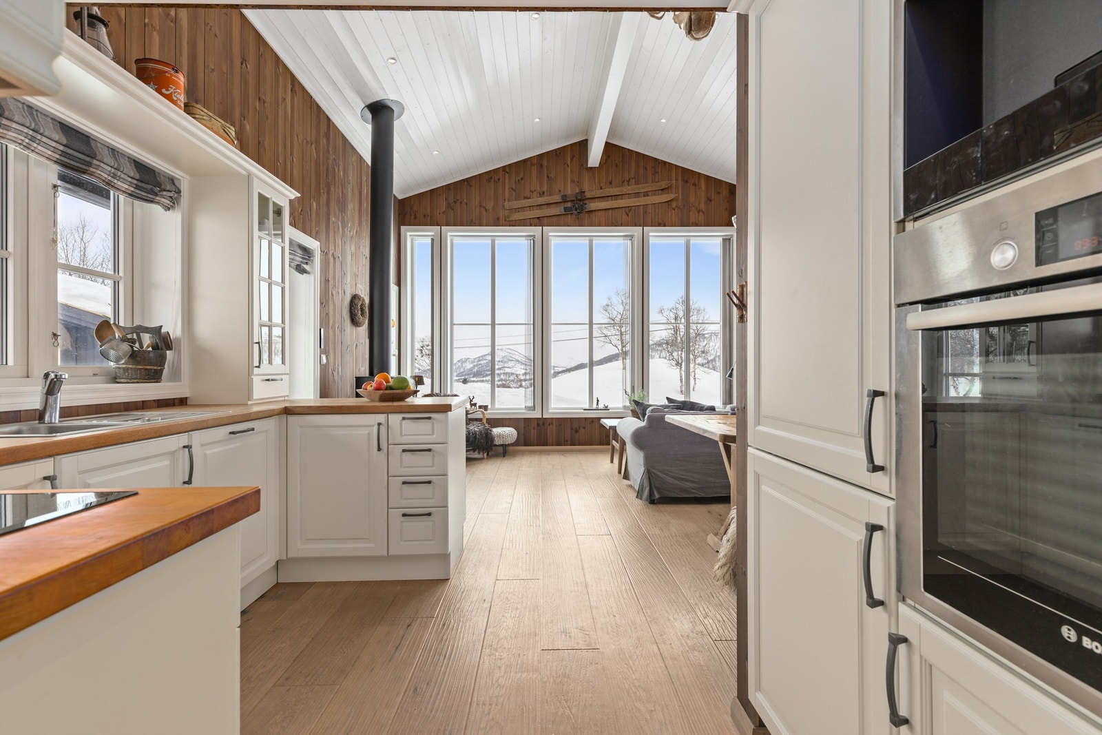 - Velkommen til Fjellbøvegen 9 - Galleribilde