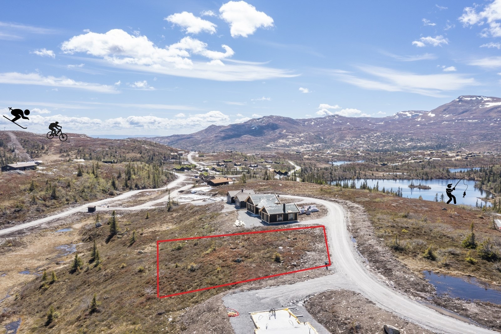 Hyttetomten ligger i et område perfekt for den aktive familie. Galleribilde