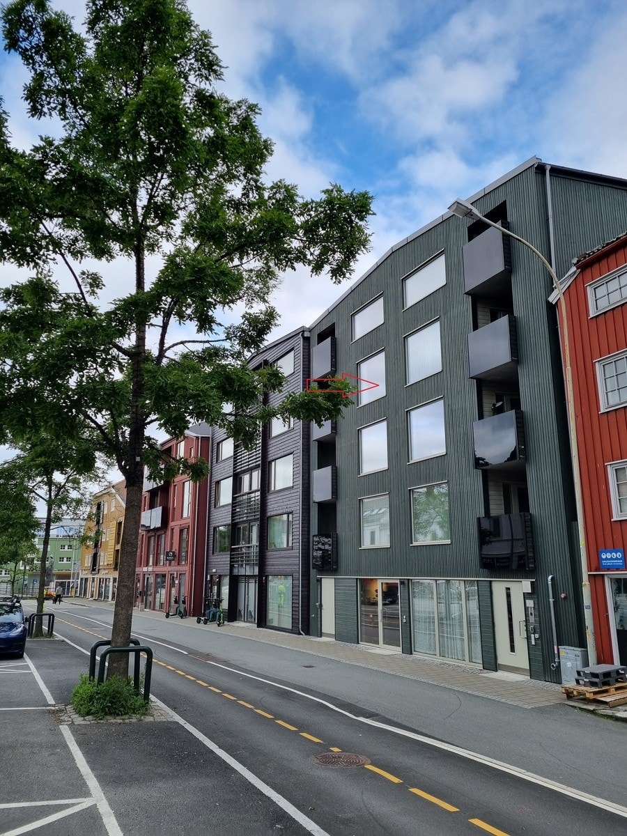 Fasade avmerket leil 402 Galleribilde