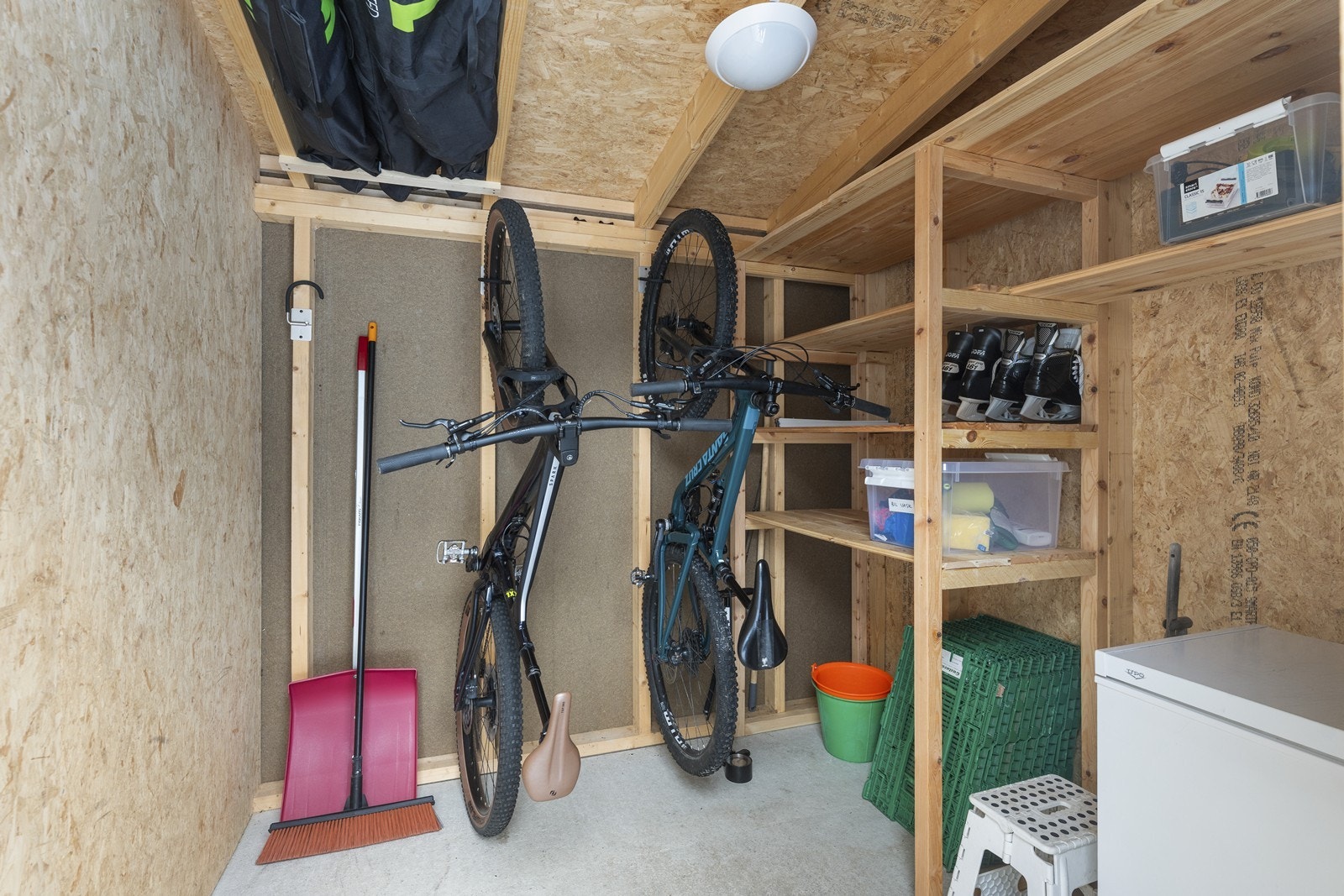 Utvendig bod Galleribilde