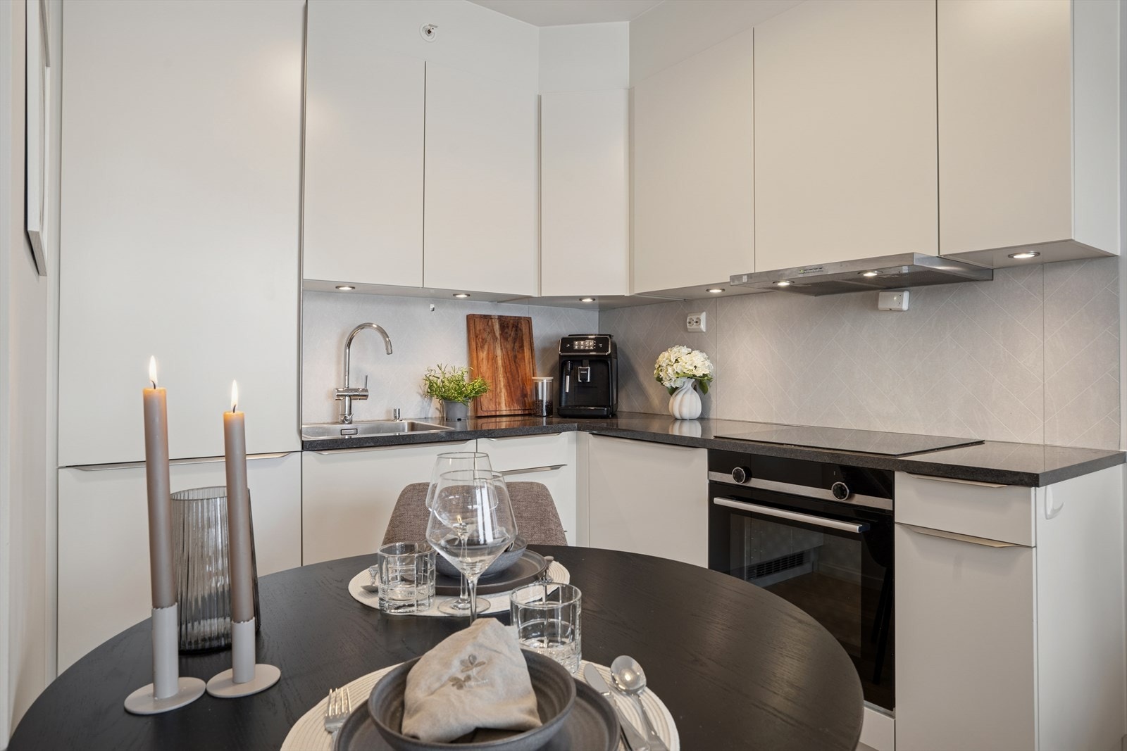 Her er det plass til koselig spisebord Galleribilde