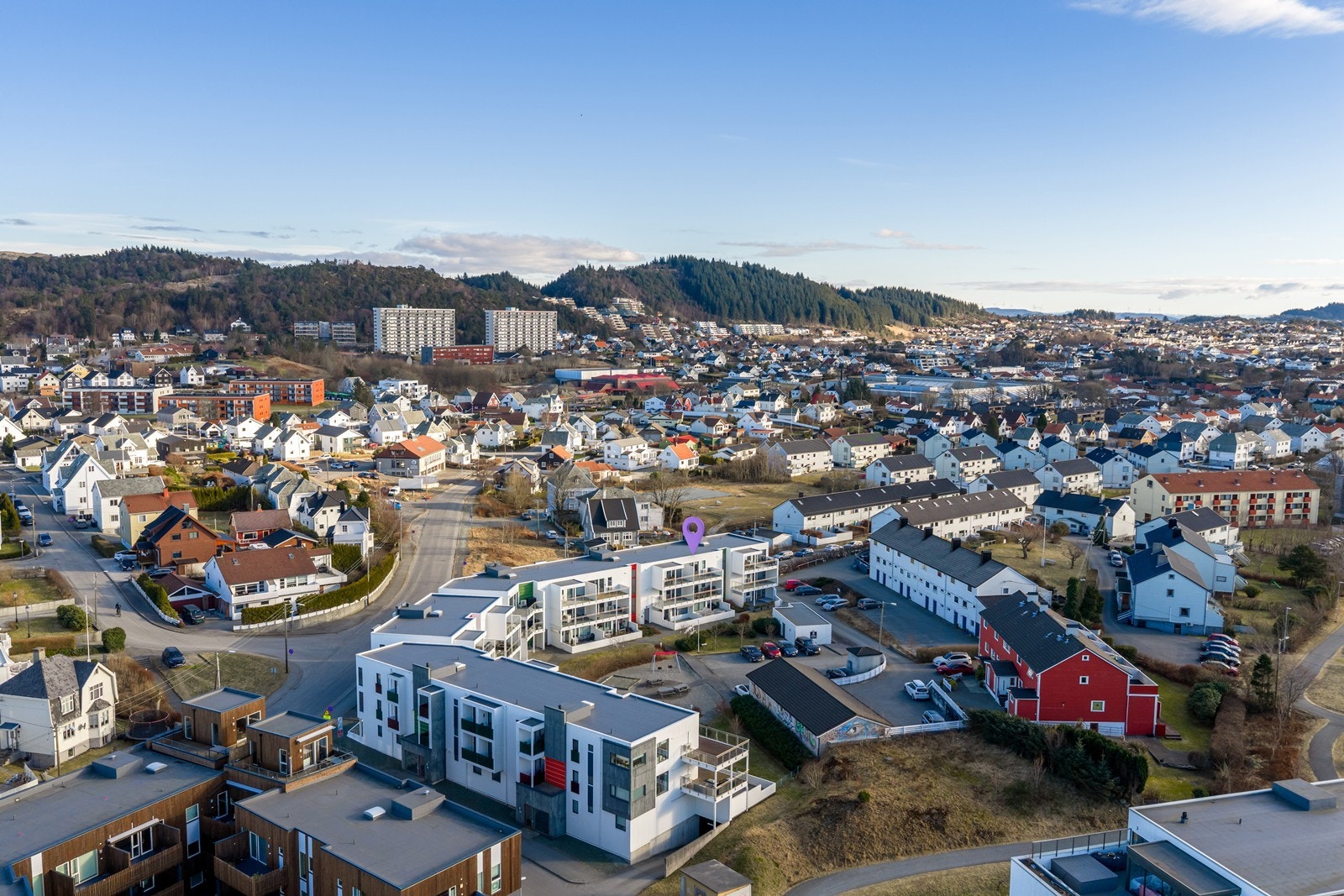 Fantastisk beliggenhet - Flott leilighet m/garasje - Solrik terrasse - Sentrumsnært Galleribilde