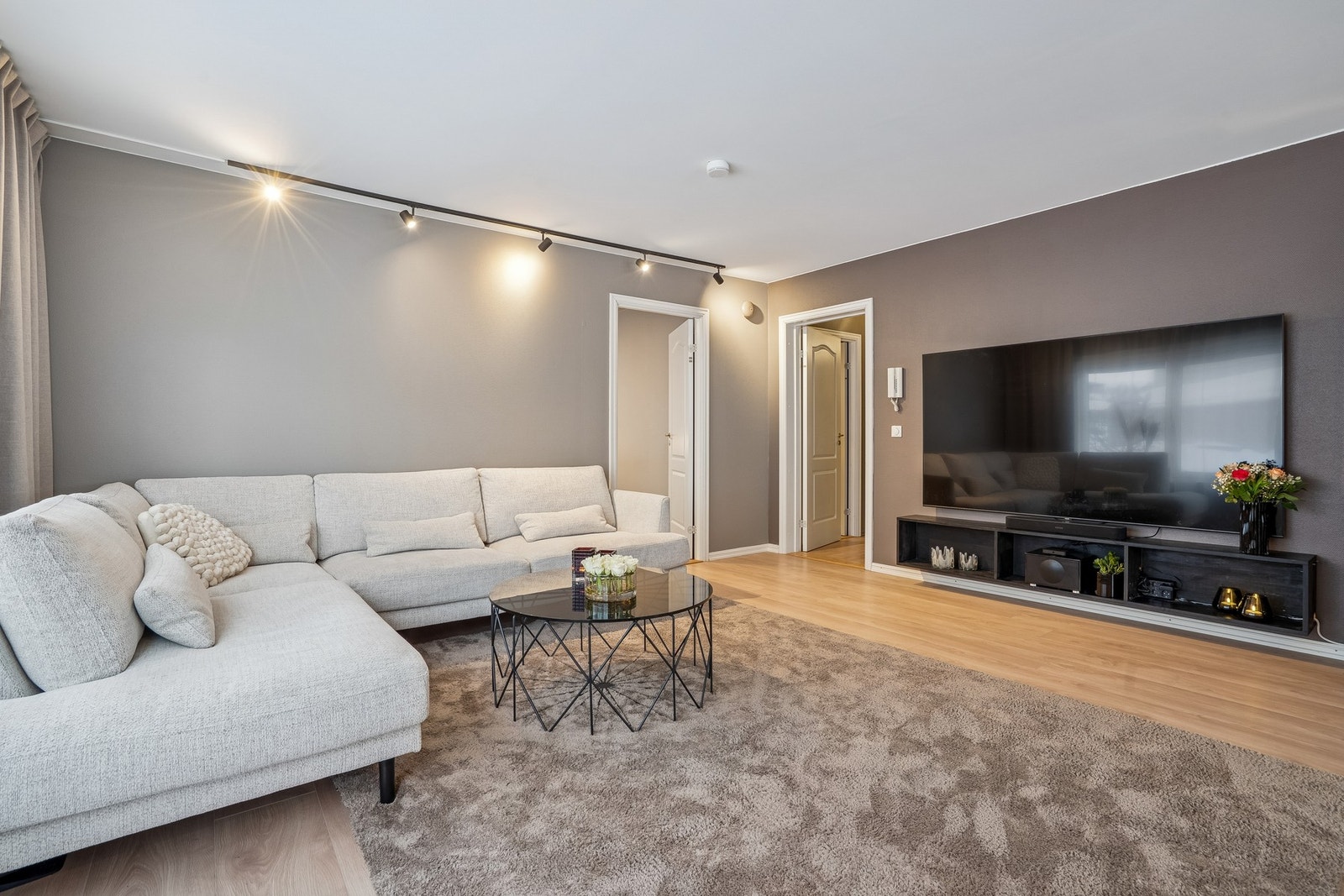 God plass til møblement og ulike sosiale soner! Galleribilde