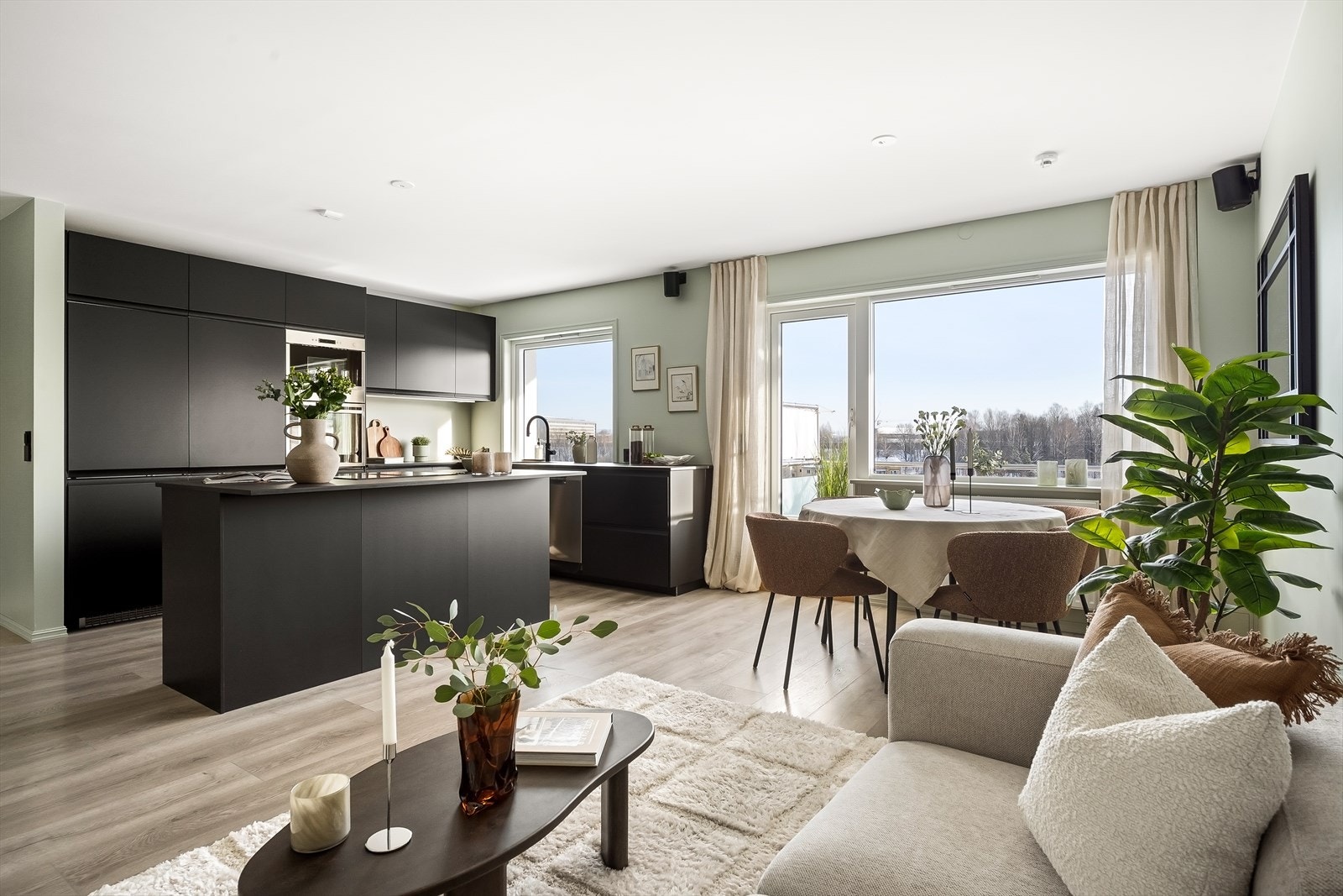 Velkommen til Michelets vei 30 - presentert av Maria Valentinsen Løken. Foto Martine Eren Jacobsen. Galleribilde