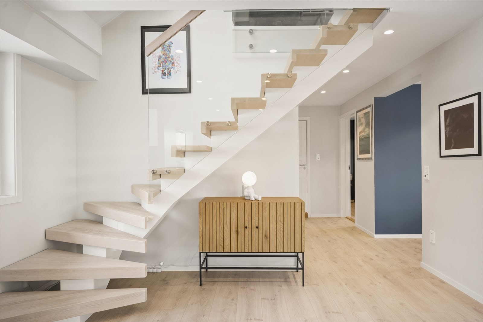 Lekker trapp opp til loftsetasjen. Galleribilde