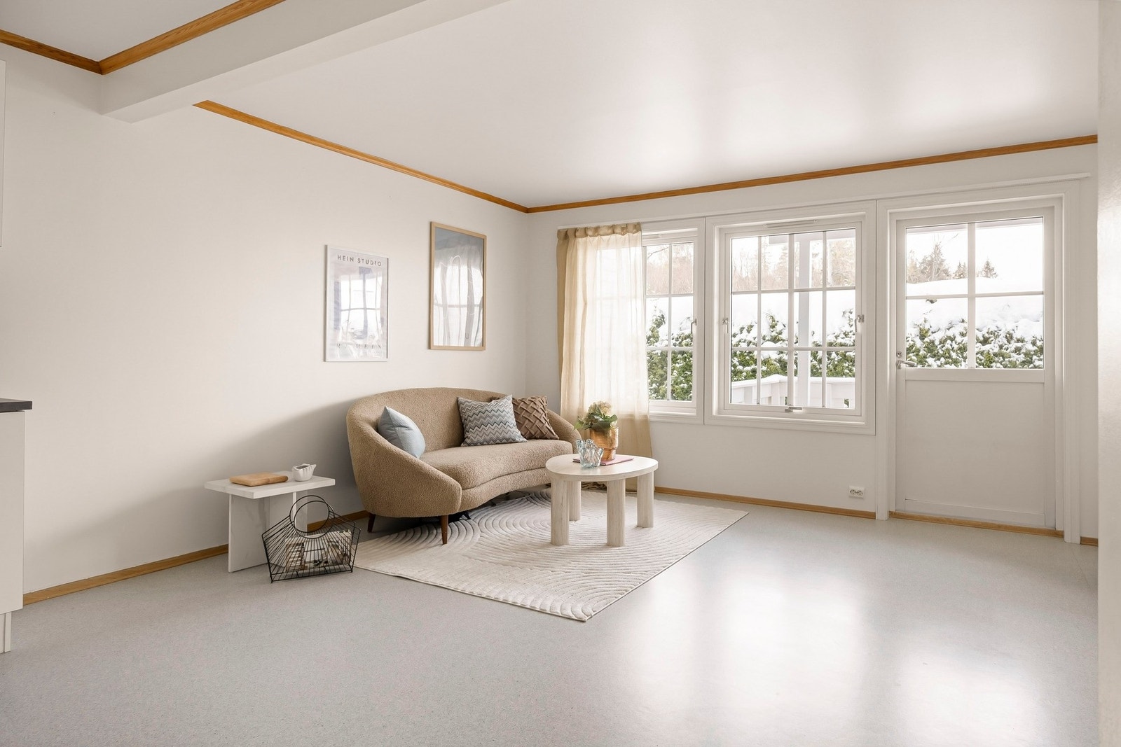 Lys 3-roms leilighet i 1. etasje beliggende i et svært ettertraktet og grønt boligområde. Galleribilde