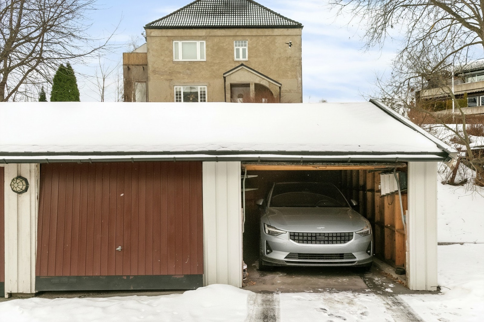 Det medfølger også egen garasjeplass med el-billader. Galleribilde