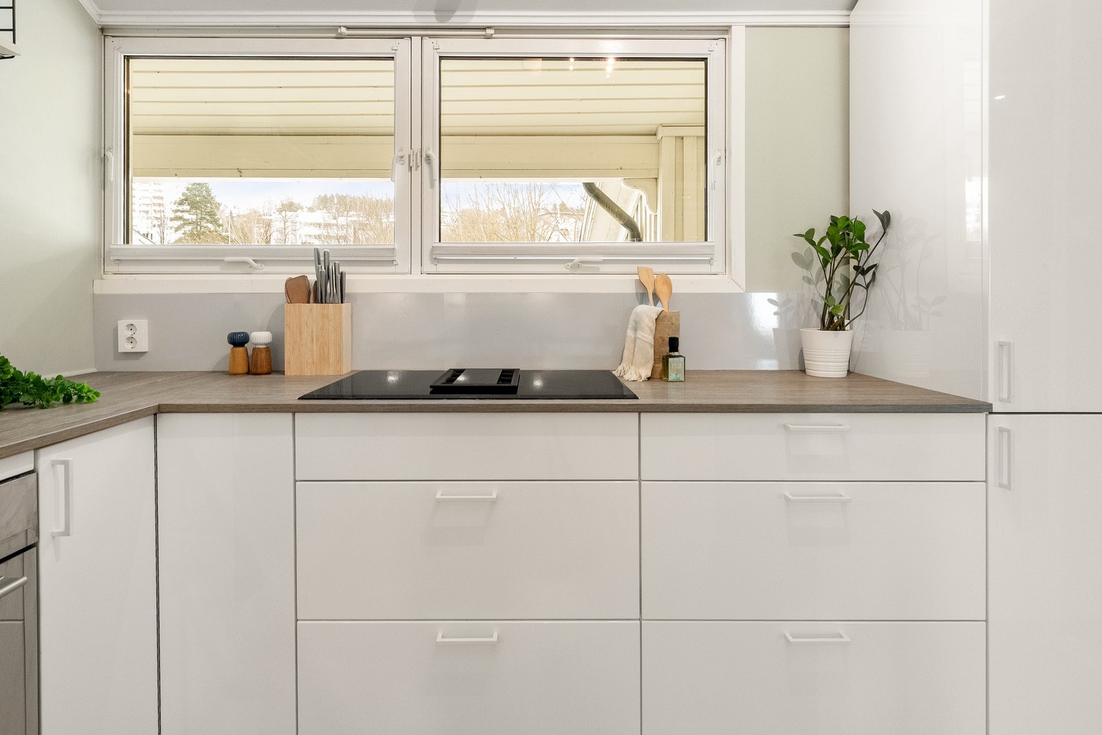 Det er installert aquastop/lekkasjevarsler med sensorer og magnetventil. Galleribilde