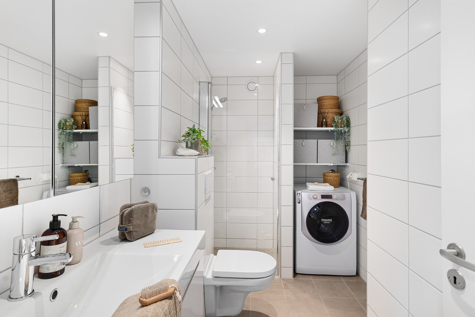 - Romslig bad som ble pusset opp i regi av borettslaget i 2019 - Galleribilde