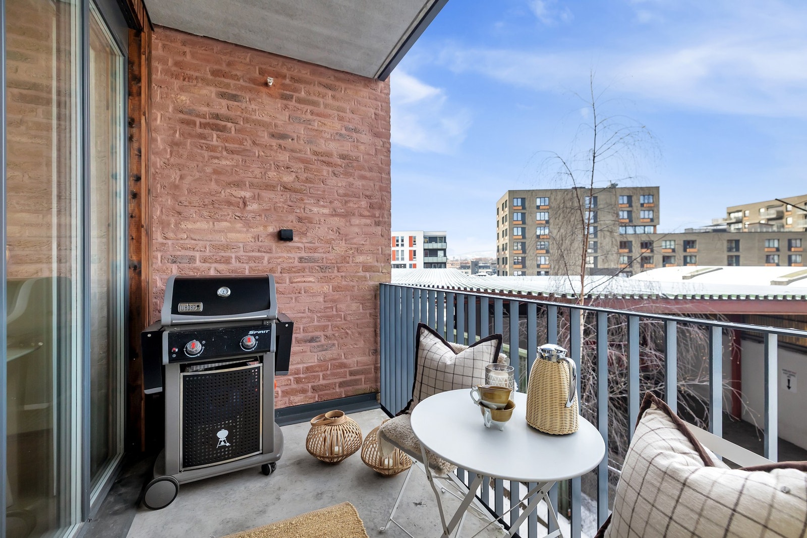 Her er det også god plass til utemøblement og grill. Galleribilde