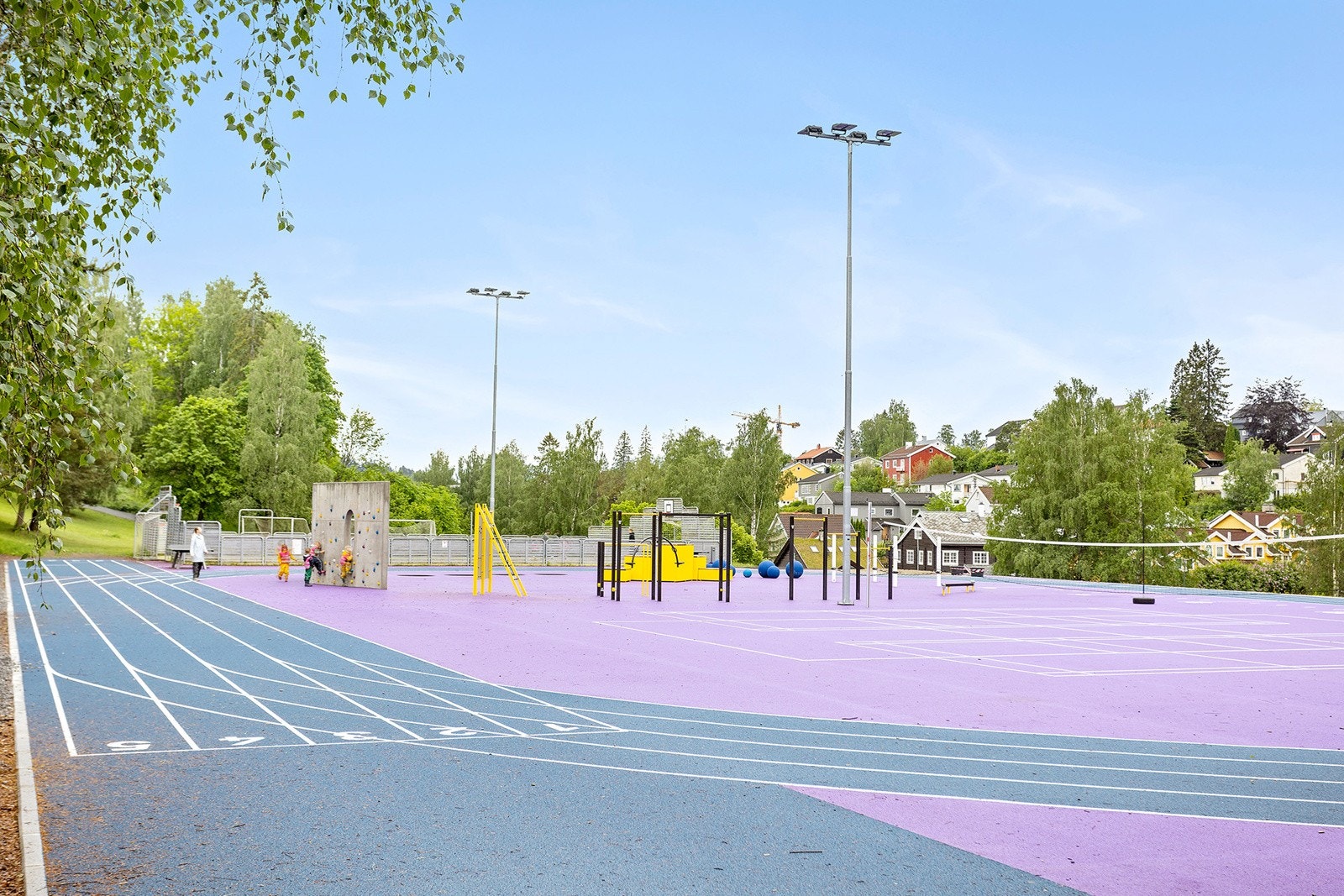 Hovseter Friplass, den nye idrettsbanen Galleribilde