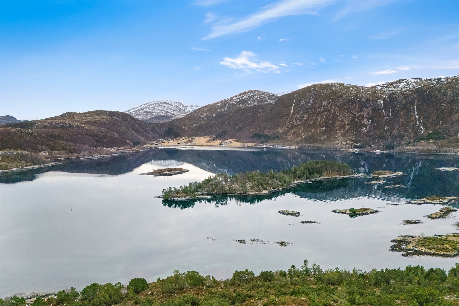 Ta kontakt med megler ved interesse. Galleribilde
