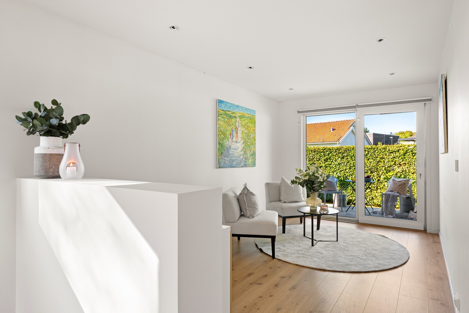 Fra stuen har man en praktisk tv-stue del. Galleribilde