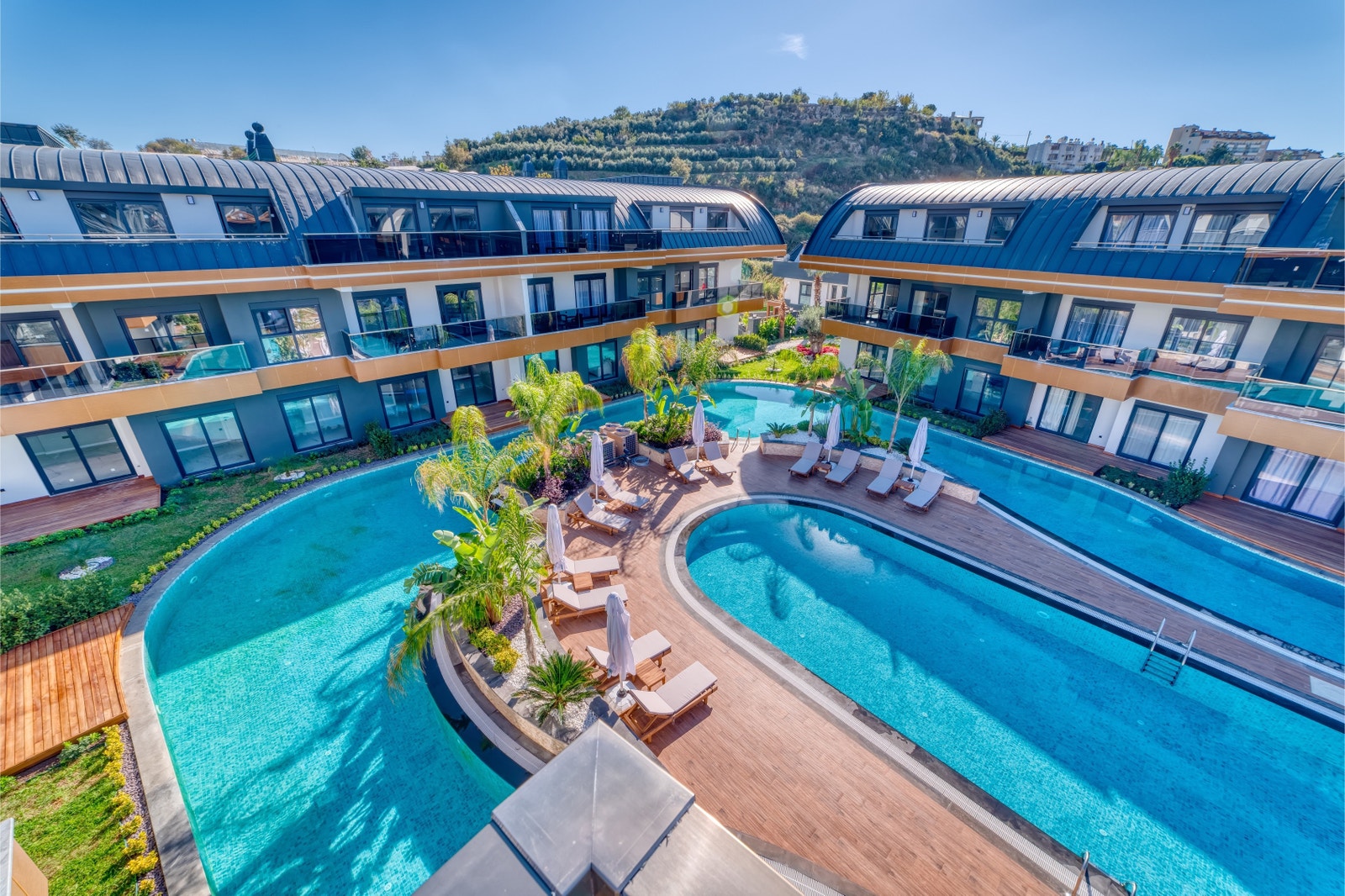 Pool of The Maris Premiere - 150 meters long! Galleribilde