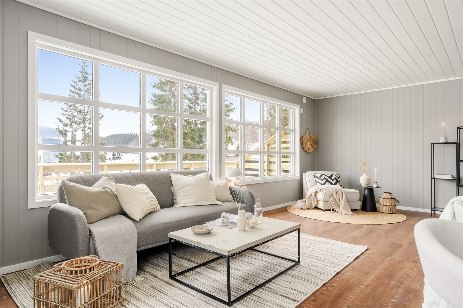 Stuen innbyr til både rolige og sosiale kvelder. Galleribilde