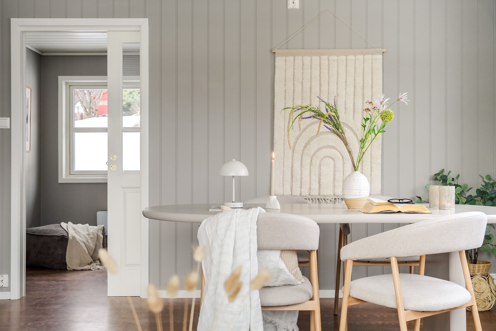 Her samles venner og familie for hyggelige måltider. Galleribilde