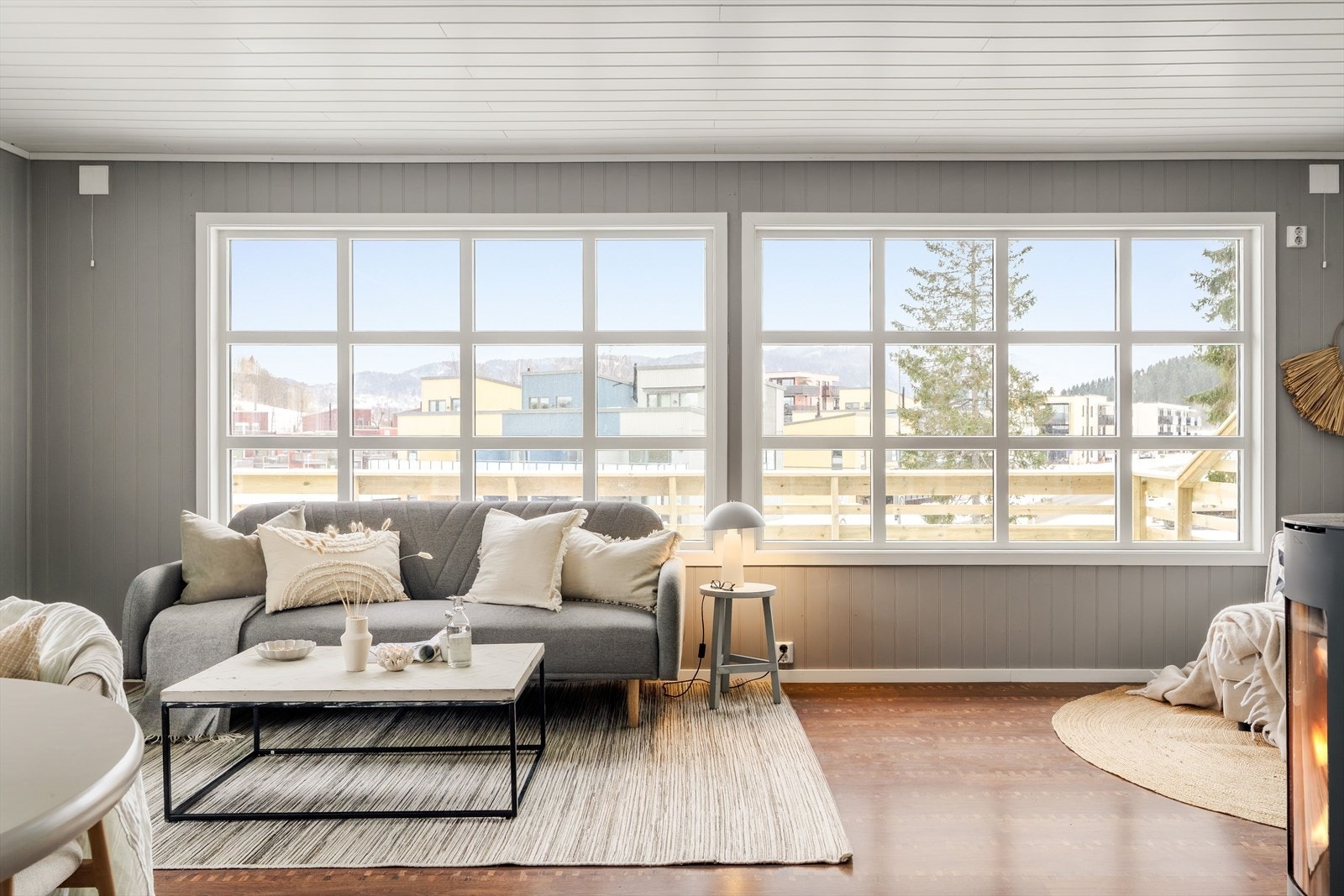 Boligen ble oppgradert med nye dører og vinduer i 2011. Galleribilde