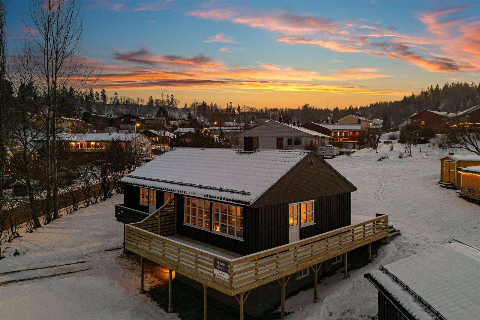 Aktiv Eiendomsmegling v/Kirsti Næss Olsen har gleden av å presentere Lunderhaugen 5! Foto: Vidar Alvik/ Grattis foto. Galleribilde