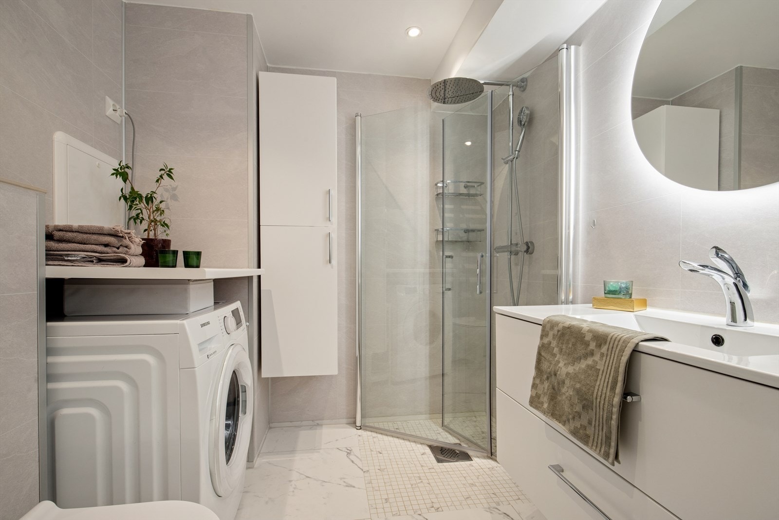 Flott baderom totalrenovert i 2022. Galleribilde