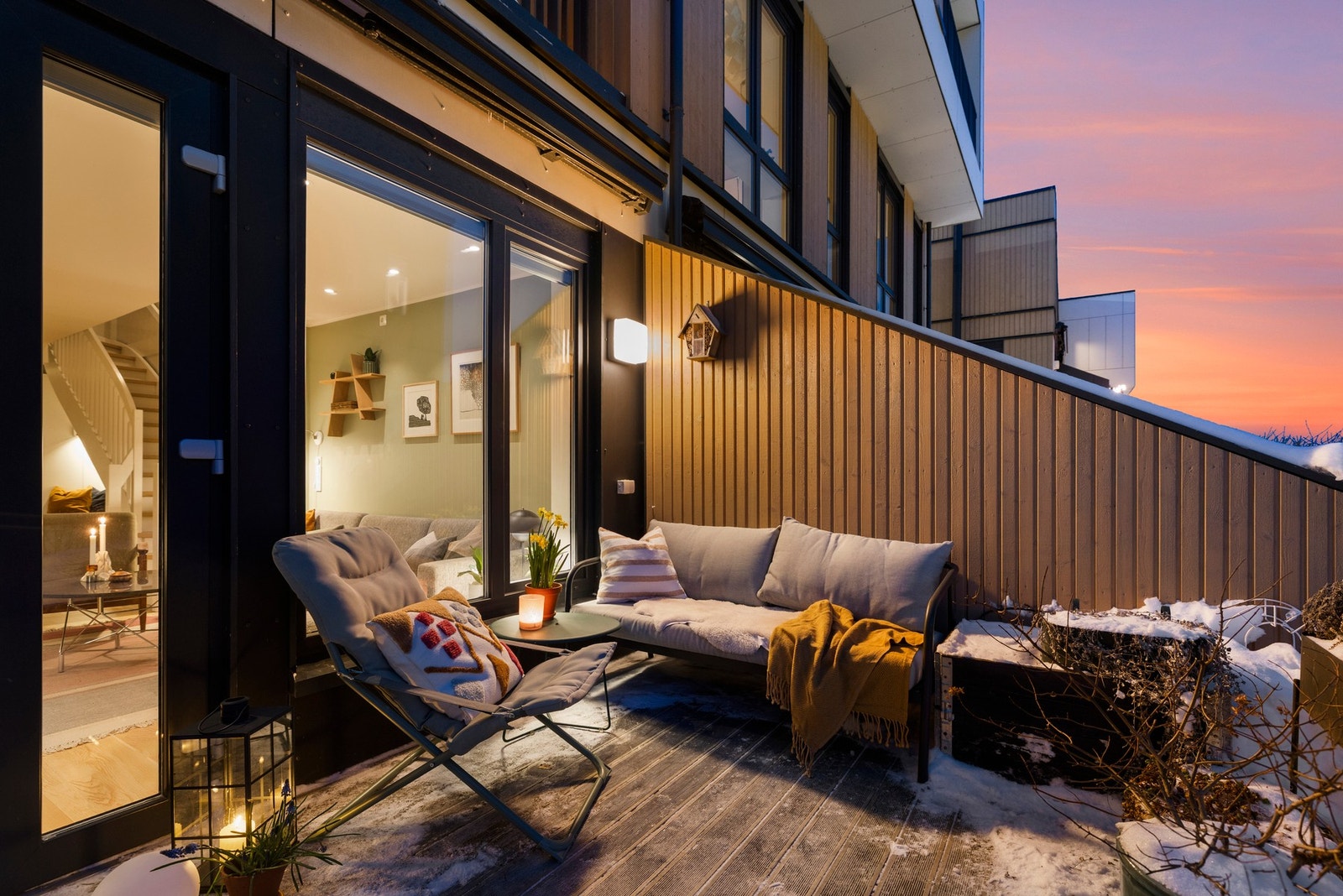 PrivatMegleren Infinita ved Bent W. Johansen har gleden av å presentere Revyveien 15! (Foto: Marika Mørkestøl) Galleribilde