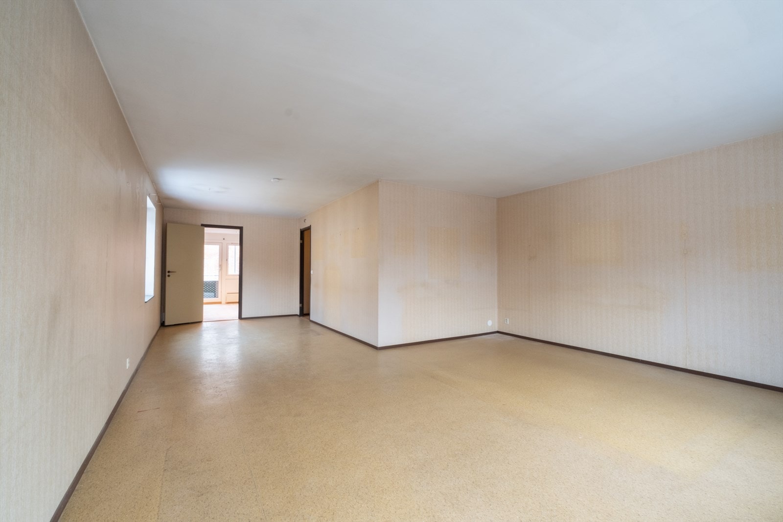 Gjennomgående planløsning sikrer optimale lysforhold. Galleribilde