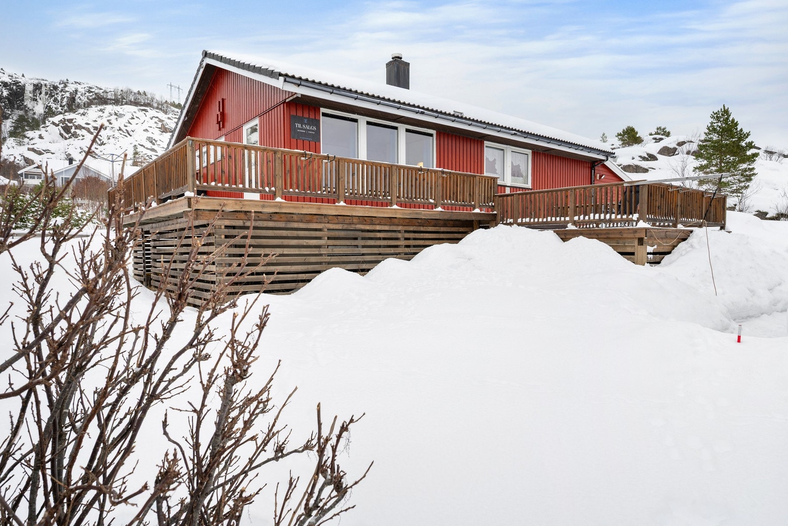 EIE Harstad v/megler Vetle Larsen har gleden av å presentere Røyskattvegen 10! Foto: Slutskyi View Galleribilde