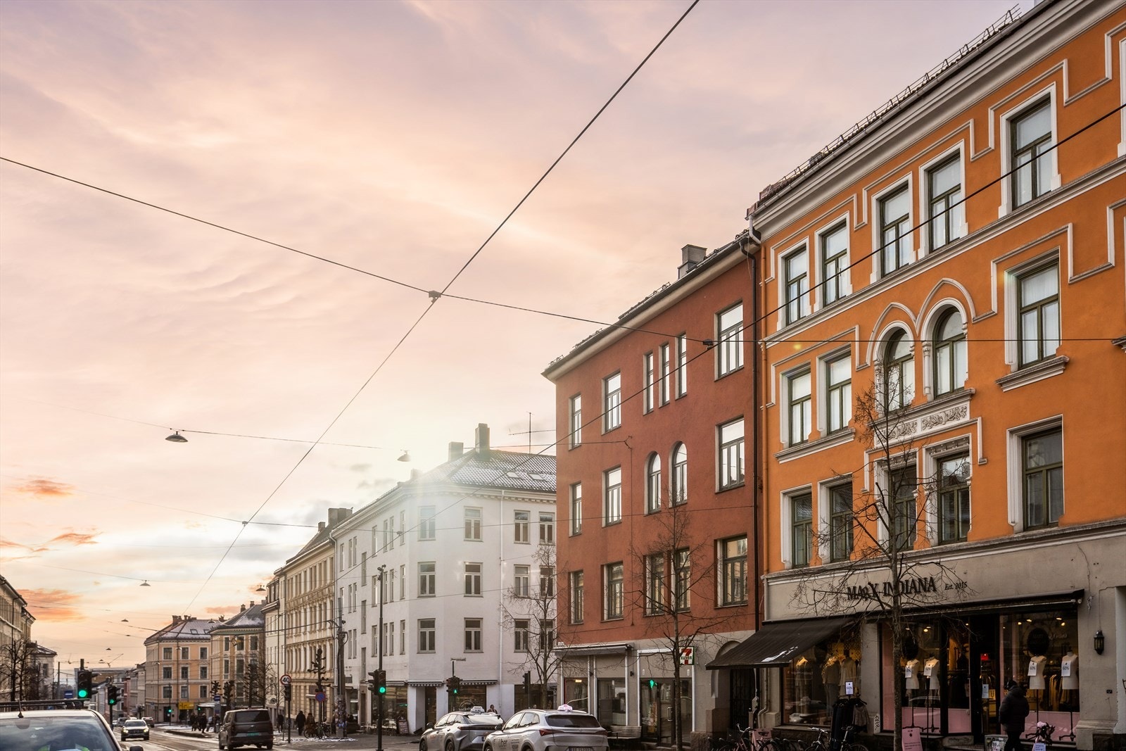 Leiligheten ligger attraktivt til på Torshov og med parker, butikker og restauranter rett utenfor døren. Galleribilde
